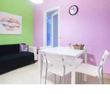 Colorful Urban Bed & Breakfast