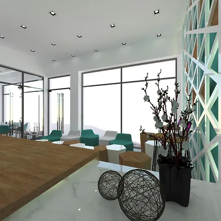 Tins - Hotell 4*
