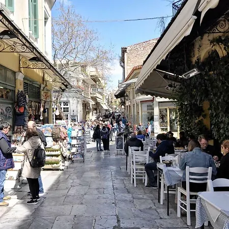 Historic Plaka Atenas