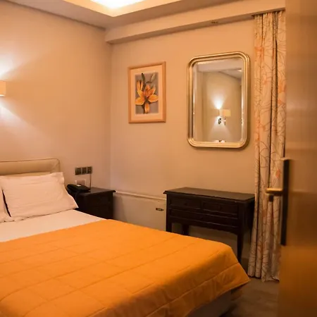 Maroussi Hotel 2*