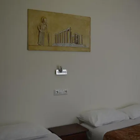 Apollonion Hotel 2*