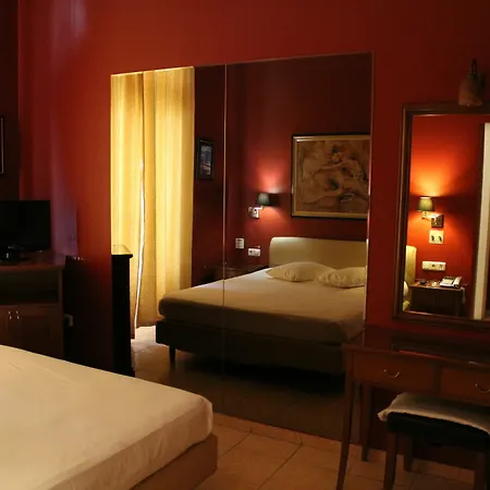 Hotel Exis 2*