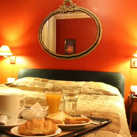 Exis Hotel 2*