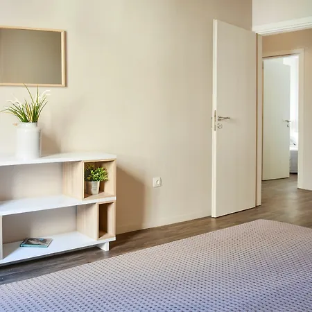 Apartment Connection