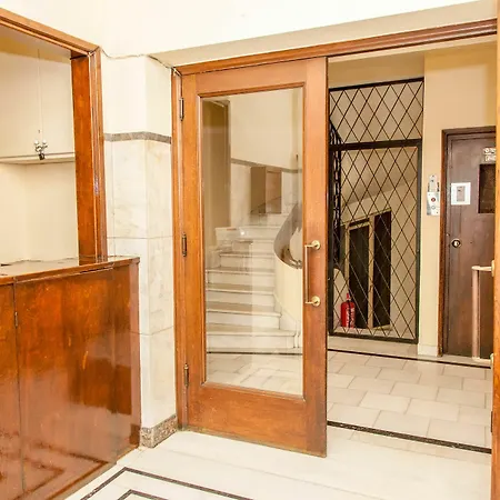 A Chic Kolonaki In Athens! * أثينا