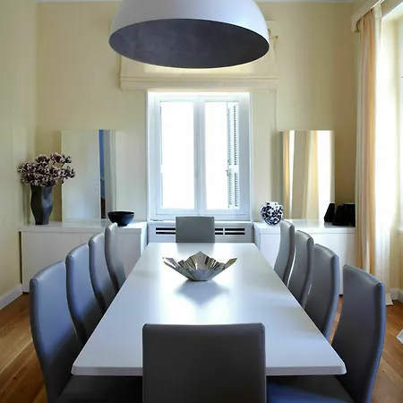 The White House In Plaka By Jj Hospitality Aten