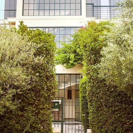 Maison De Famille Апартаменты