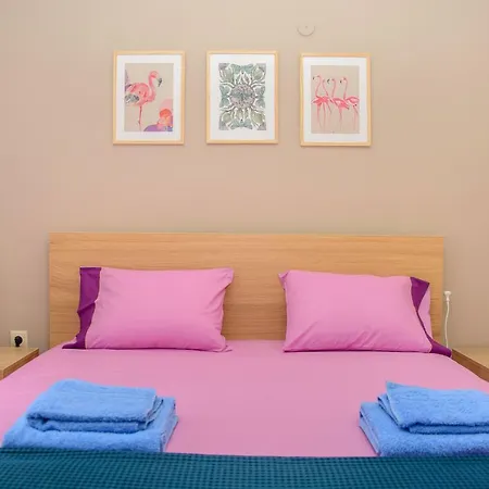 Апартаменты Fully Renovated And Relaxing
