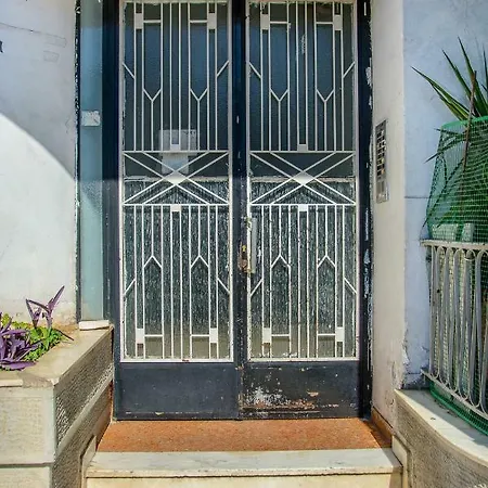 Fully Renovated And Relaxing
