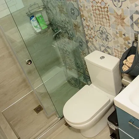 Fully Renovated And Relaxing Апартаменты Афины