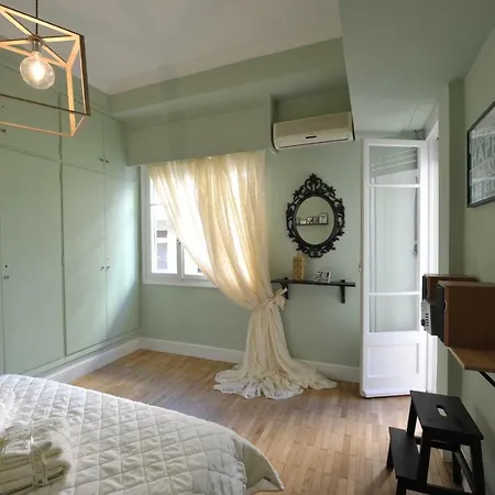 Cosy In The Heart Of Netflix Athens