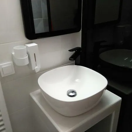 Apartment Pangrati Modern 10min To Metro Athens