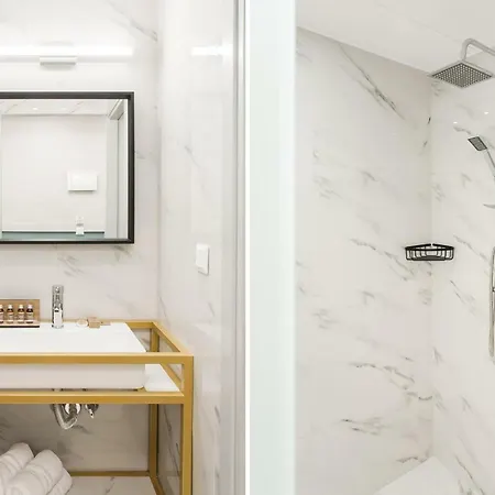 Step One | Luxury Right In The Heart Of Acropolis Next To Metro Station شقة