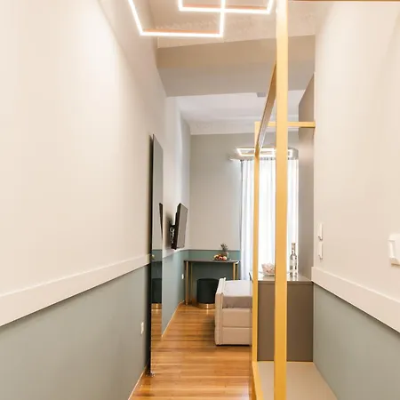شقة Step One | Luxury Right In The Heart Of Acropolis Next To Metro Station أثينا