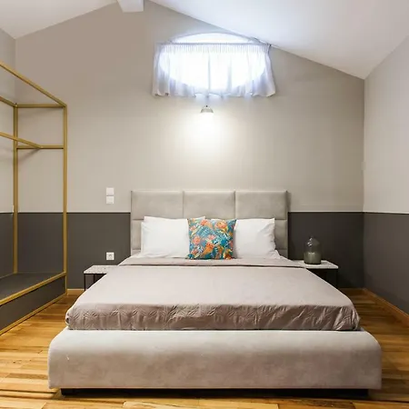Step One | Luxury Right In The Heart Of Acropolis Next To Metro Station شقة *