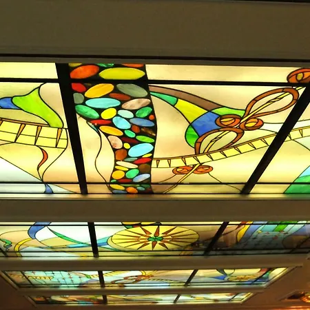 Oscar Hotel 3*