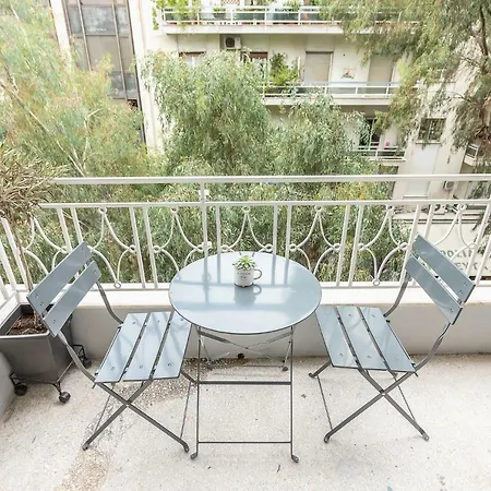 Elegant Living At The Heart Of * Atena