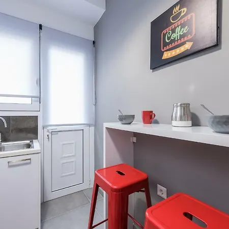 Elegant Living At The Heart Of Apartament Atena