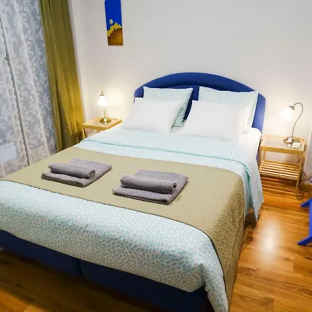 Center Spacious Luxury דירה אתונה