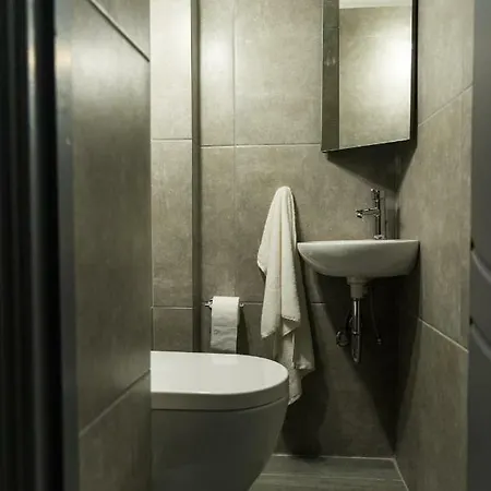 Lotos House * Athens