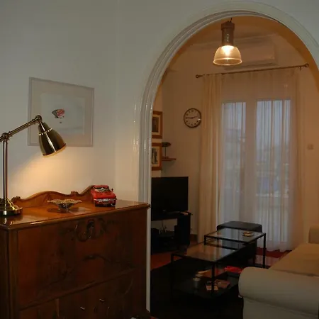 Soulis' Penthouse Near Acropolis Lägenhet