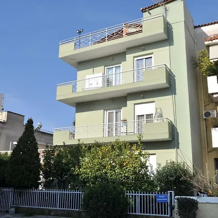Apartment Awesome 3' From Metro *