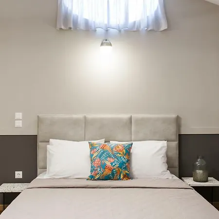 Step One | Luxury Right In The Heart Of Acropolis Next To Metro Station شقة *