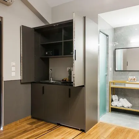 Step One | Luxury Right In The Heart Of Acropolis Next To Metro Station شقة أثينا