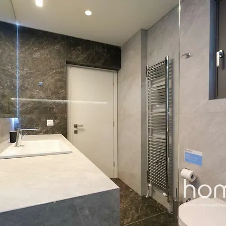 Апартаменты Breathtaking Luxury Homm In Glyfada *