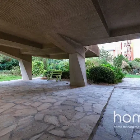 Апартаменты Breathtaking Luxury Homm In Glyfada