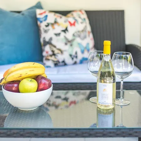 Apartment 2 Stops To Acropolis - Free Cancellation - Terrace Athens