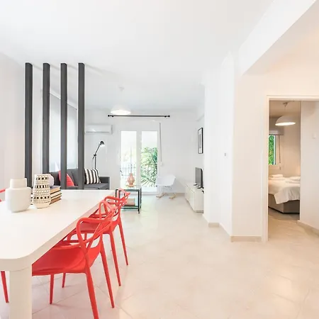 2 Stops To Acropolis - Free Cancellation - Terrace