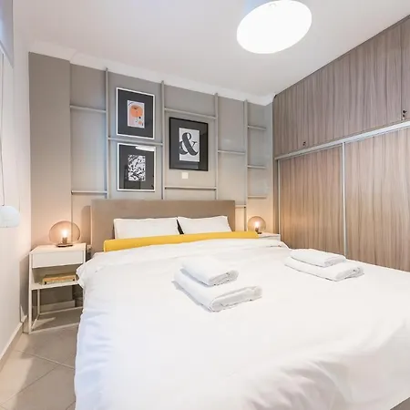 2 Stops To Acropolis - Free Cancellation - Terrace