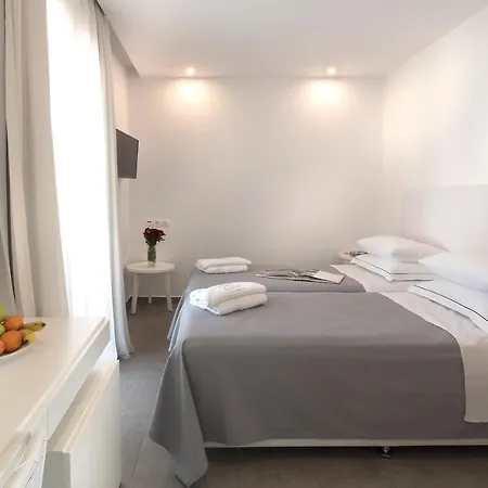 Carolina Since 1934 Hotel 3*