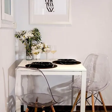 Modern 100 M.from Archaeological Museum! Apartment Athens