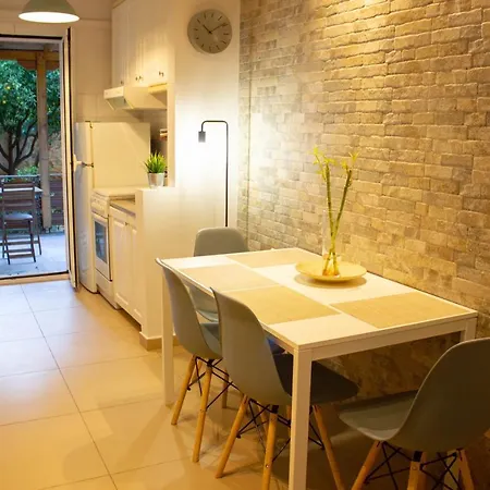 Apartment Cozy In Glyfada *