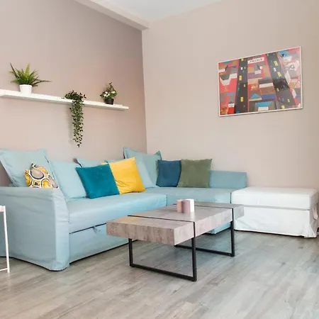 Apartment Gazi District Next To Subway 2 *