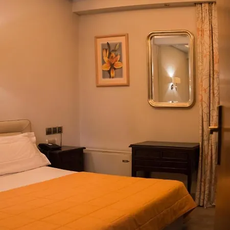 Maroussi Hotel Atenas