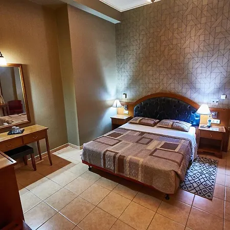 Hotel Exis Atenas